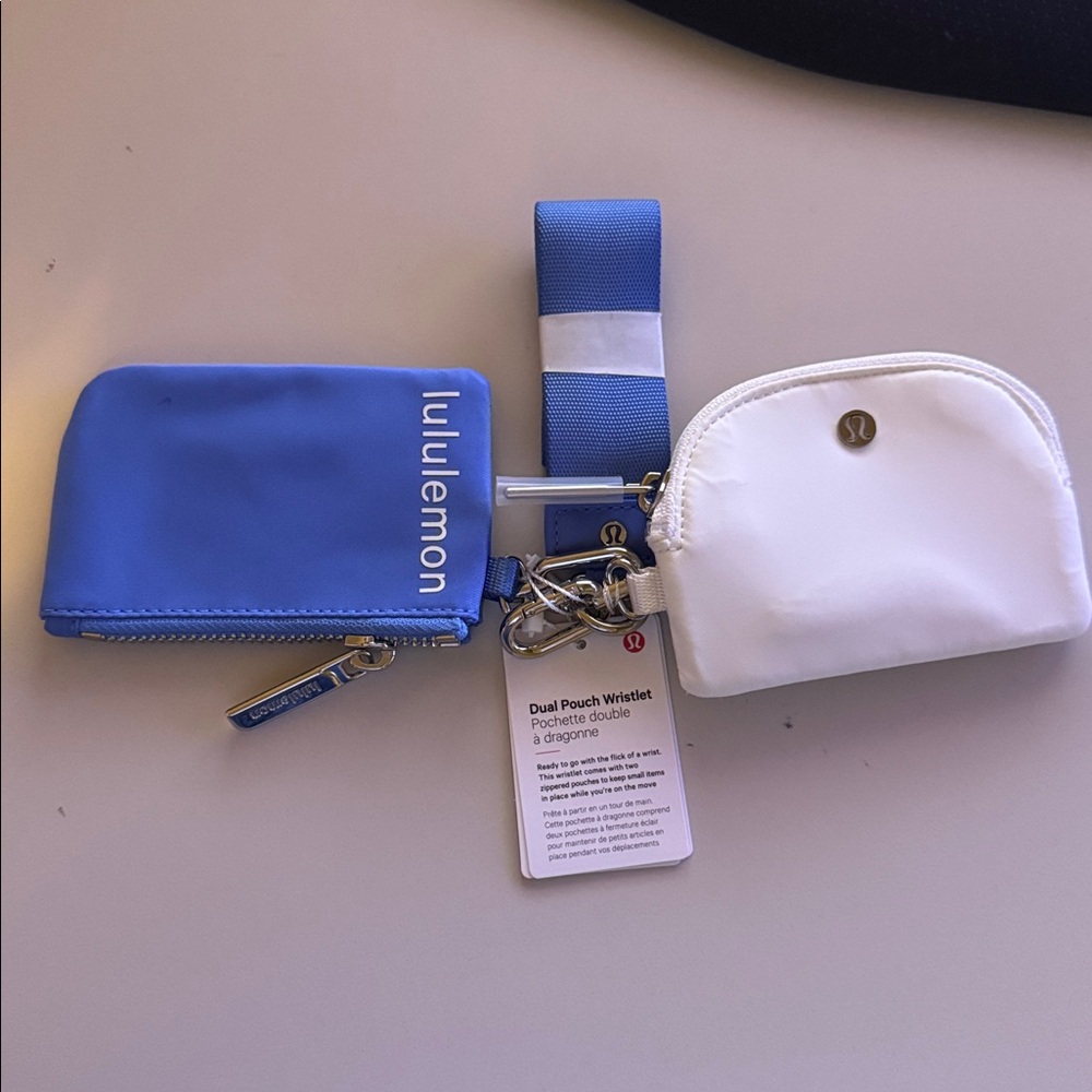 lululemon athletica dual wristlet pouch Pool blue Key Holder Set